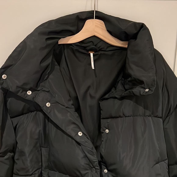 FP Weekender Puffer - Picture 7 of 7